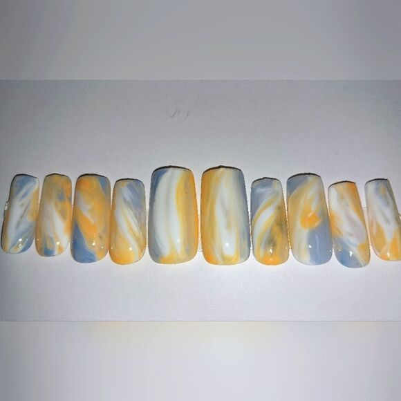 Hand crafted custom 10pc short acrylic press on nails size large - Picture 8 of 8